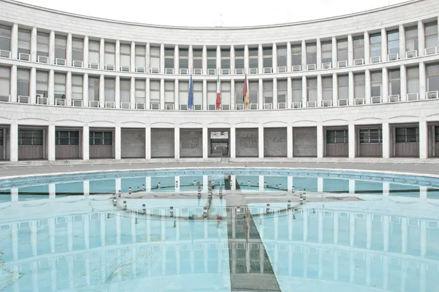 EUR — 6